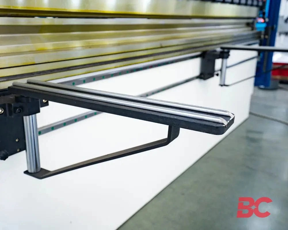 BESCUTTER K Series Press Brake 40 Ton 5.25' FT Delem-DA66T