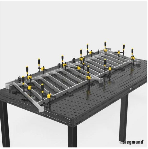 Siegmund System 16 Screw Clamp with Round Pipe (Burnished) 2-160610